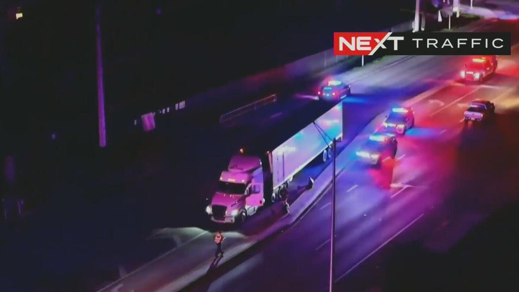 2 killed in fiery two-vehicle crash in Davie, fire officials say — CBS Miami, Garrison Community news