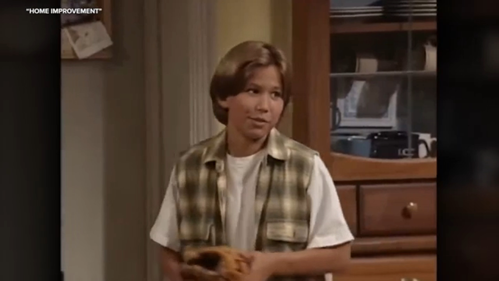 Child star Jonathan Taylor Thomas arrested, accused of kicking deputy during Los Angeles County, California traffic stop
       — ABC 7 Bay Area