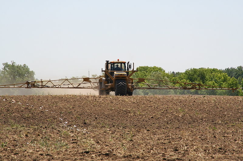 Fertilizer prices continue rising as farmers prepare for 2027 growing season — Garrison Business news